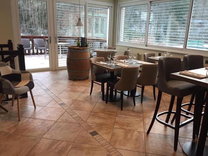 Hotel Restaurant Au Floridor Thann Eksteriør billede